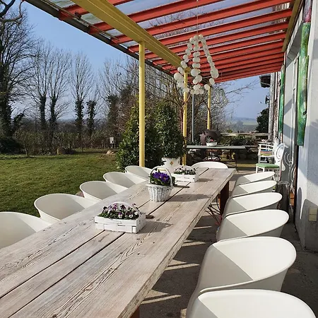 Kunstgut Patapaya Holiday home Neukalen